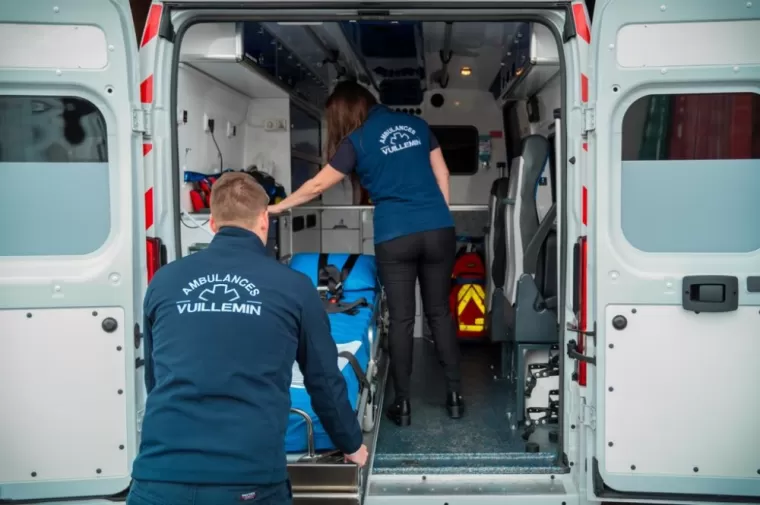 Transport VSL pour accompagnement vers vos structures médicales au Russey, Val de Morteau, Ambulances Transports Taxis conventionné Vuillemin