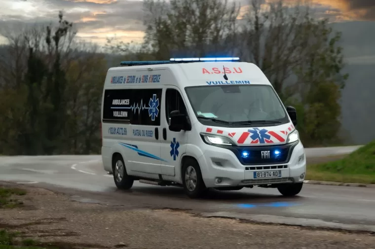Service d'Ambulance à Morteau : Votre Solution de Transport Rapide et Sécurisé pour les Urgences Médicales, Val de Morteau, Ambulances Transports Taxis conventionné Vuillemin